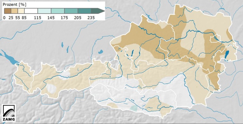 Niederschlagsabweichung Sommer 2015